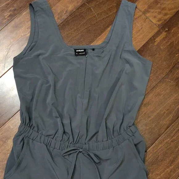 Prana Railay Jumpsuit in Thundercloud SIZE MEDIUM - Picture 5 of 8
